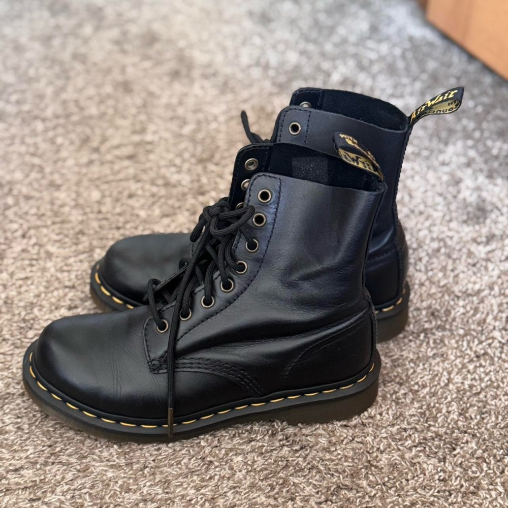 Dr martens Black Leather Lace-Up Boots